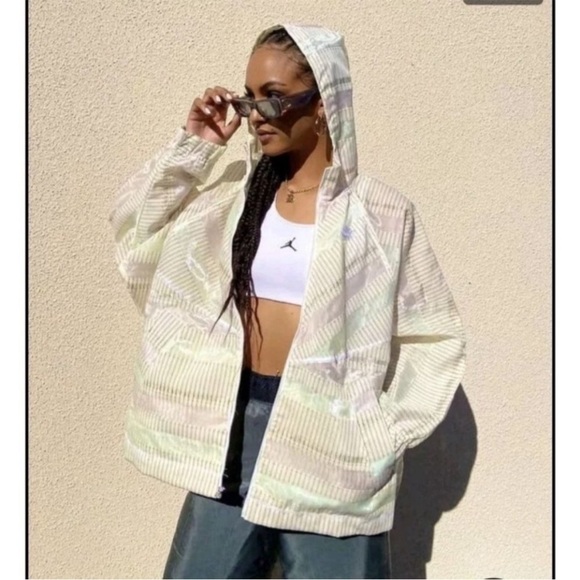 Nike Jackets & Blazers - NEW Nike Lab Earth Day Windrunner White Dolman Sleeve Full Zip hooded Jacket M